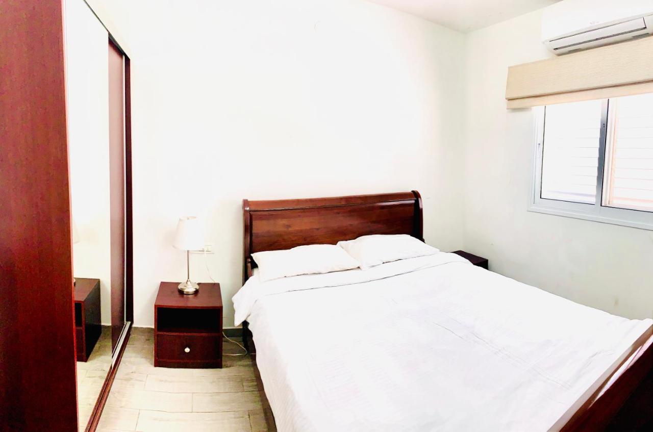Royal Lea Apartmens Netanya Exterior photo