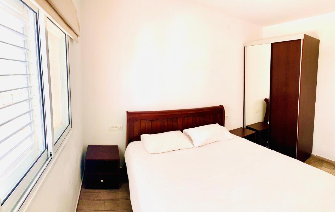 Royal Lea Apartmens Netanya Exterior photo