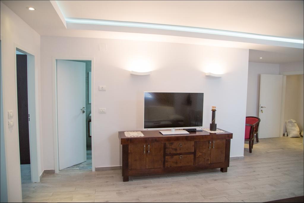 Royal Lea Apartmens Netanya Exterior photo