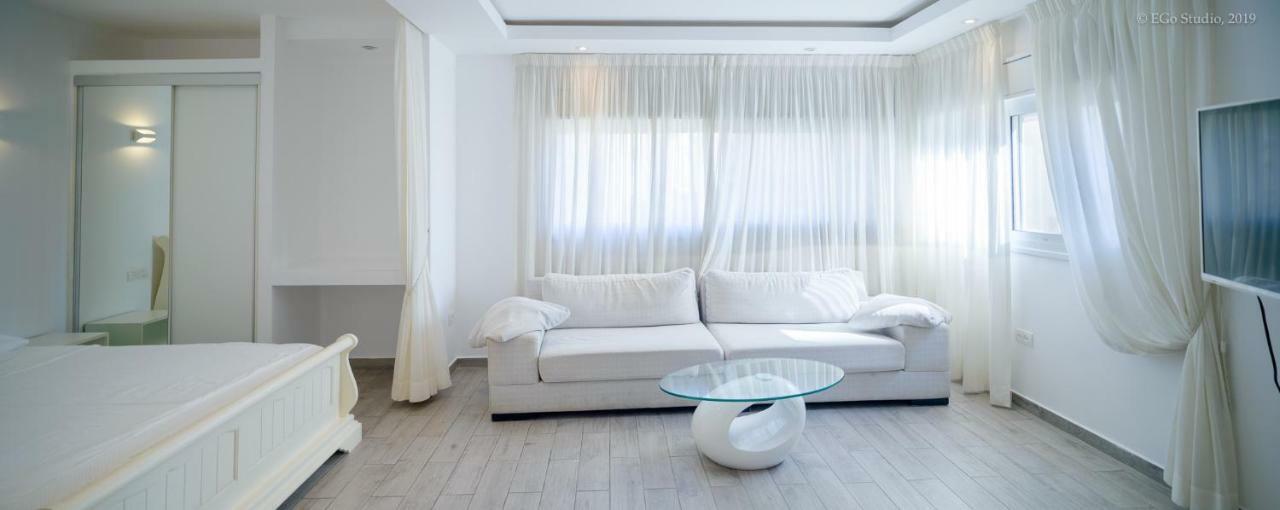 Royal Lea Apartmens Netanya Exterior photo
