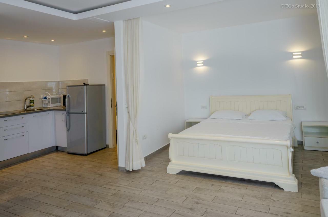 Royal Lea Apartmens Netanya Exterior photo