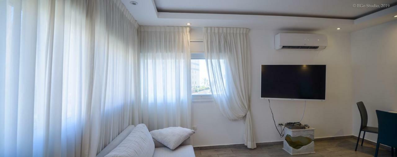 Royal Lea Apartmens Netanya Exterior photo